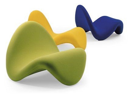 3 fauteuils Tongue lounge chair de Pierre Paulin, en couleurs jaune, vert et bleu violet