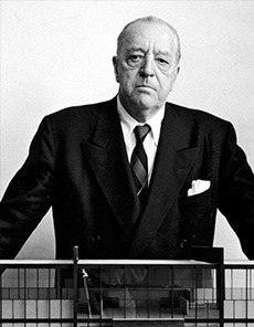 Portrait du designer Ludwig Mies van der Rohe